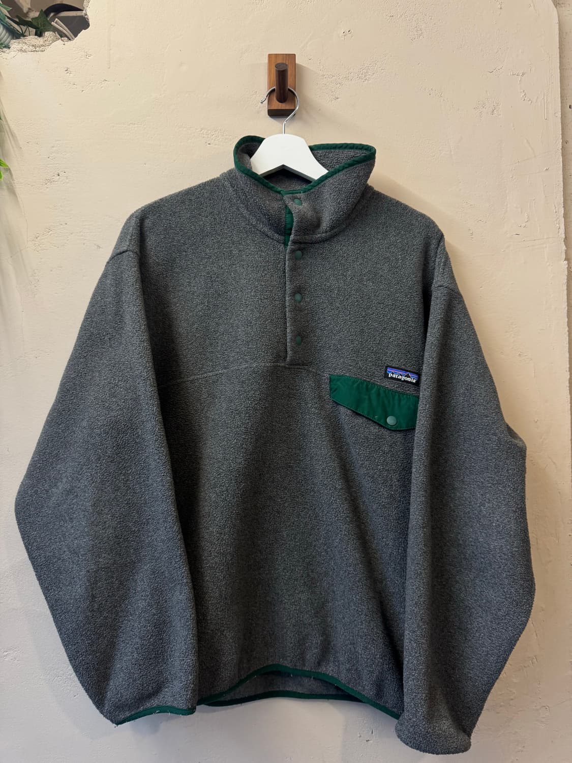 파타고니아 신칠라 그레이 그린 m 상품이미지1