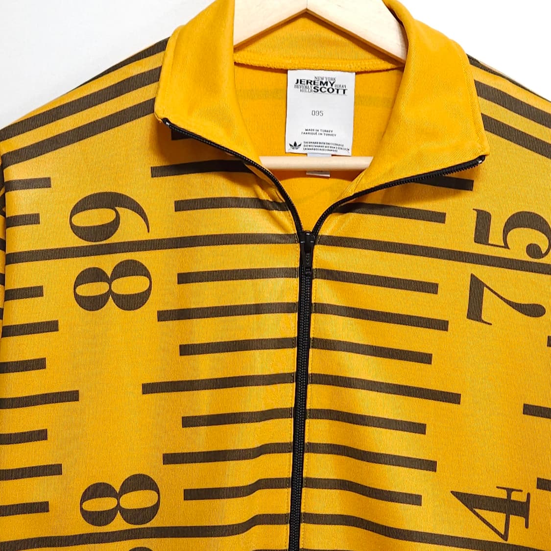 95)ADIDAS 아디다스 제레미스캇 콜라보 트랙탑 져지 자켓 상품이미지2