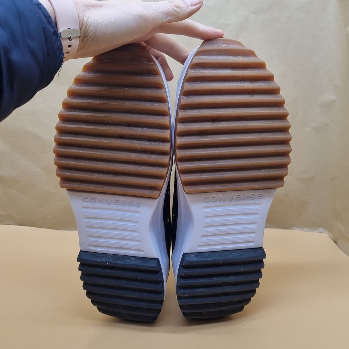 컨버스 런스타 하이크 로우 블랙 운동화290 상품이미지3