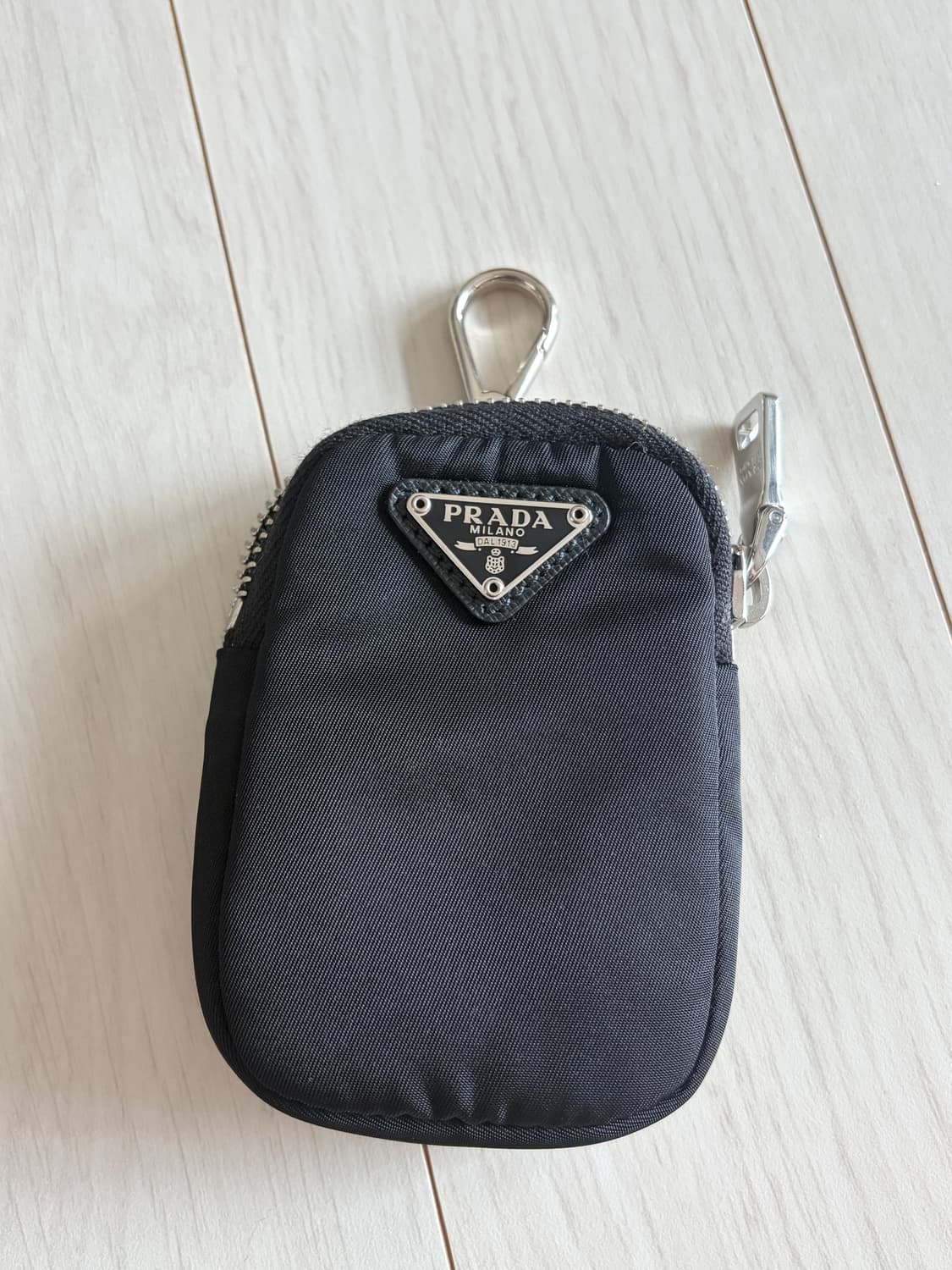 프라다 리에디션 2005 리나일론 테수토 호보백 블랙 상품이미지10