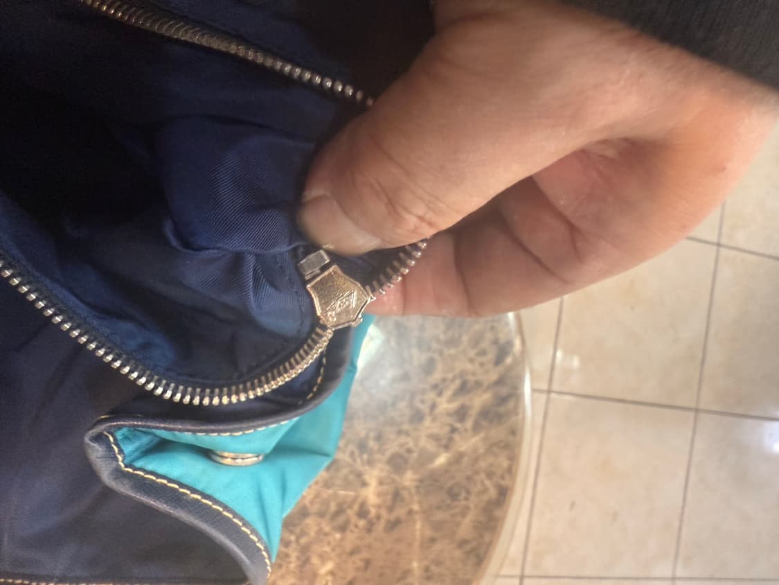 정품 프라다 나일론 쇼퍼백 팝니다 상품이미지9