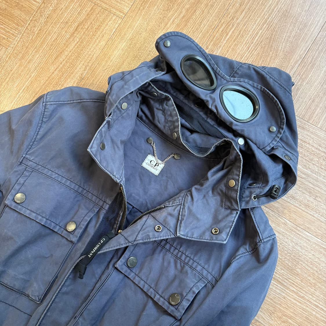 씨피컴퍼니 네이비 페이딩 고글 사파리 후디 자켓 상품이미지9