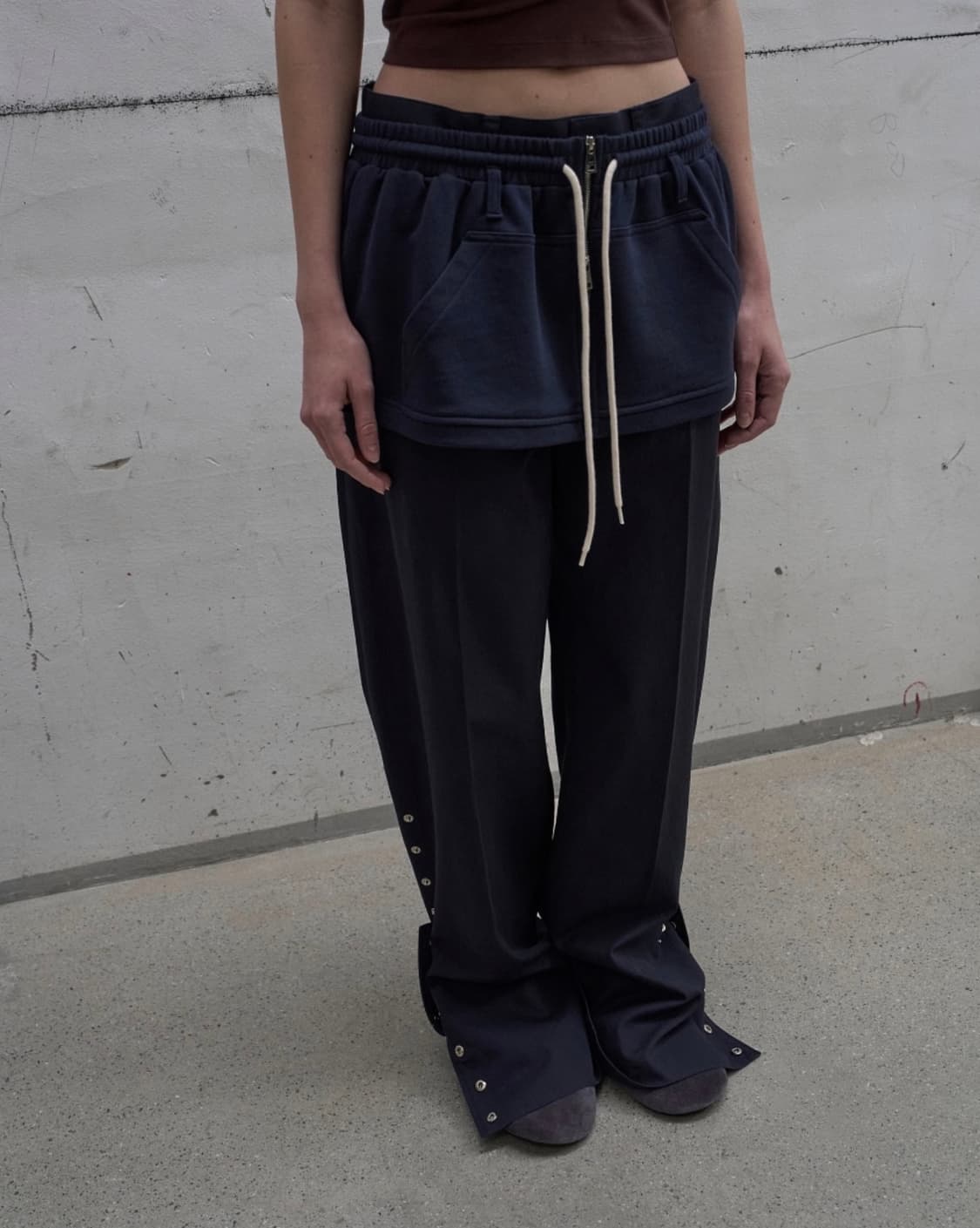 LCDC SIDE SNAP WIDE TROUSERS NAVY 상품이미지2