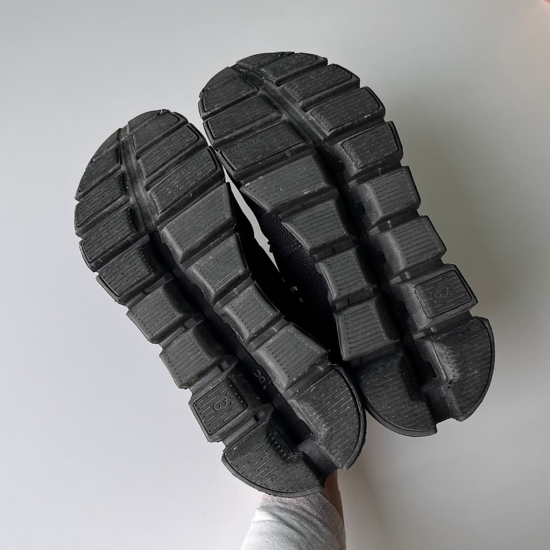 온러닝 클라우드5 (일본 구매 상태 최상) 상품이미지5