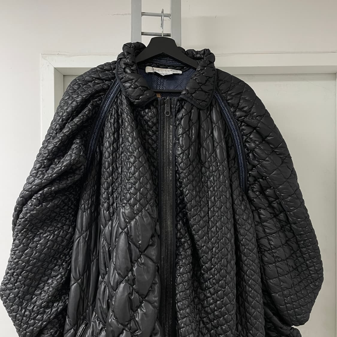 제임스 롱 퀄팅 자켓 블랙 S 상품이미지2