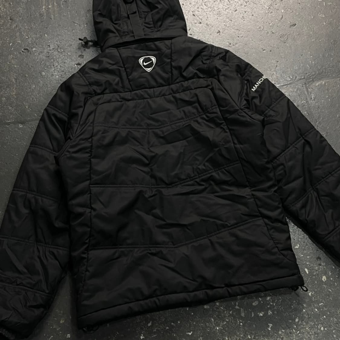 95 나이키 맨유 경량패딩 상품이미지8