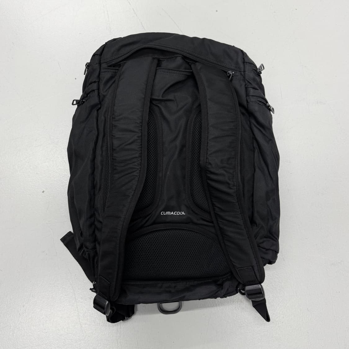 아디다스 00s 올드스쿨 백팩 블랙 상품이미지3