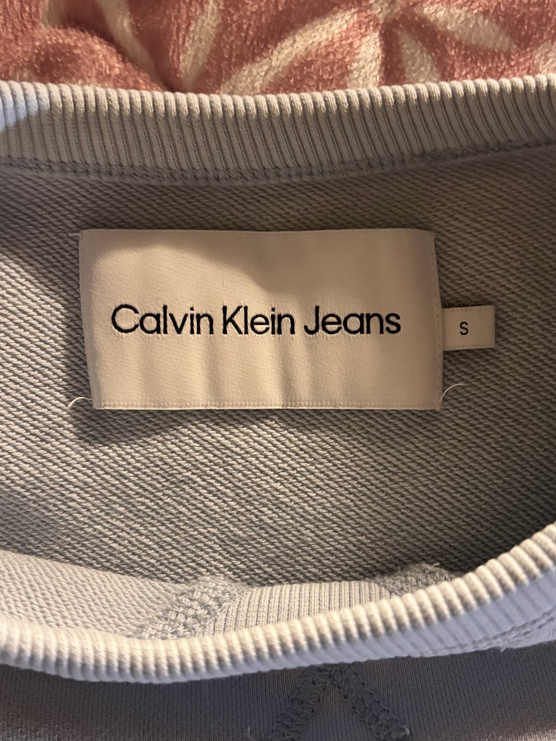 캘빈클라인 하늘색 맨투맨 상품이미지3