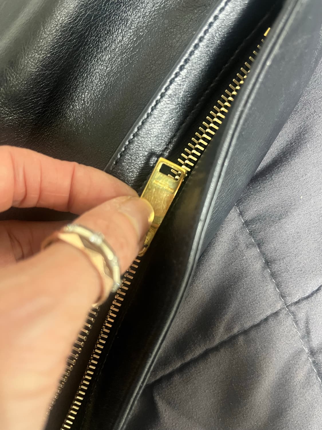 (정품)생로랑 클러치백 상품이미지4