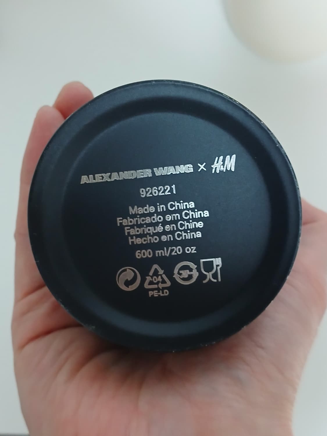 알렉산더 왕 x H&M 워터 보틀 600ml 상품이미지2