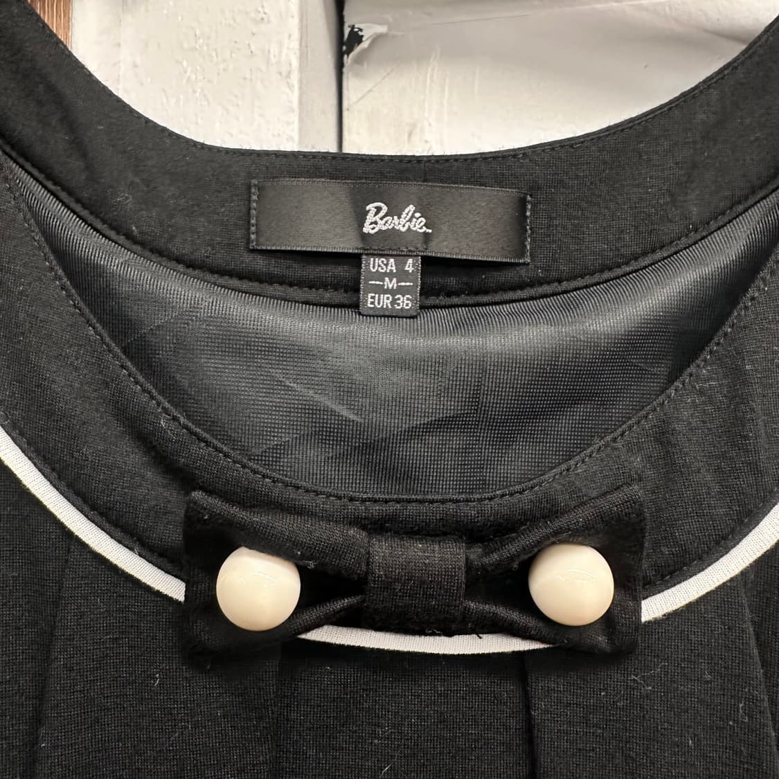 Barbie, Black Pleated Midi Dress 상품이미지5