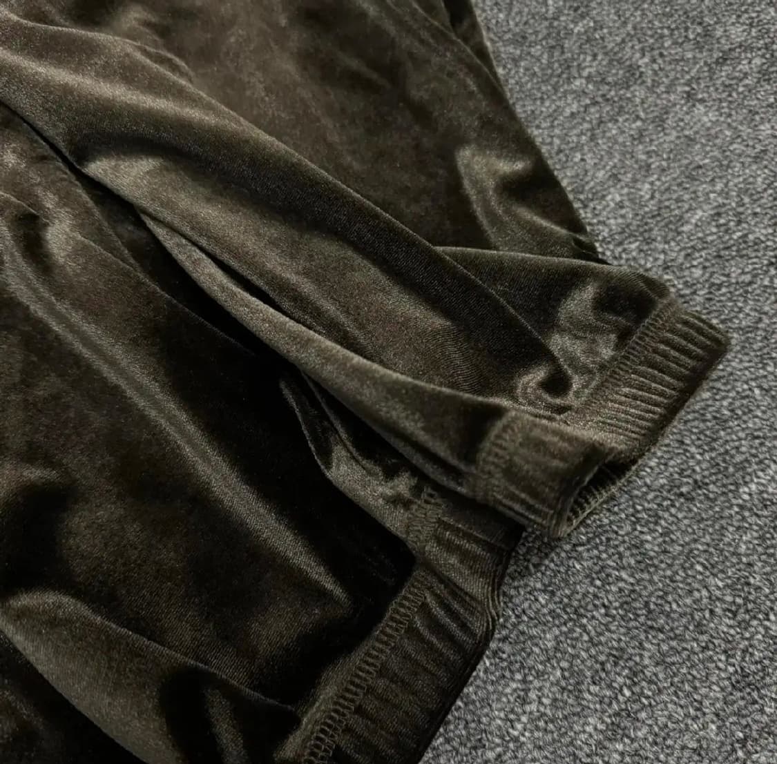 사스콰치패브릭스 벨루어 목폴라 xl 상품이미지3