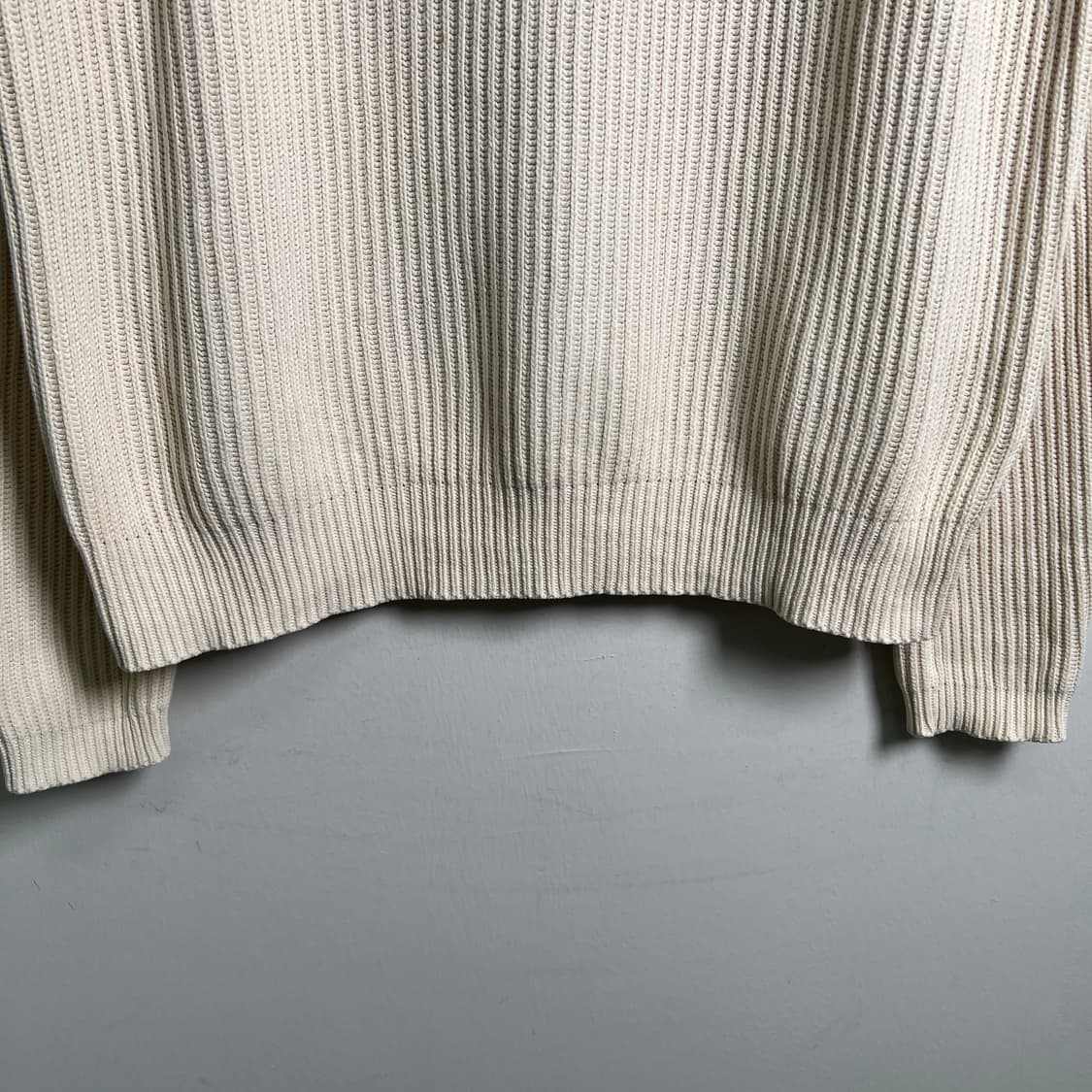 아페쎄 아이보리 래글런 크루넥 니트 S 상품이미지5