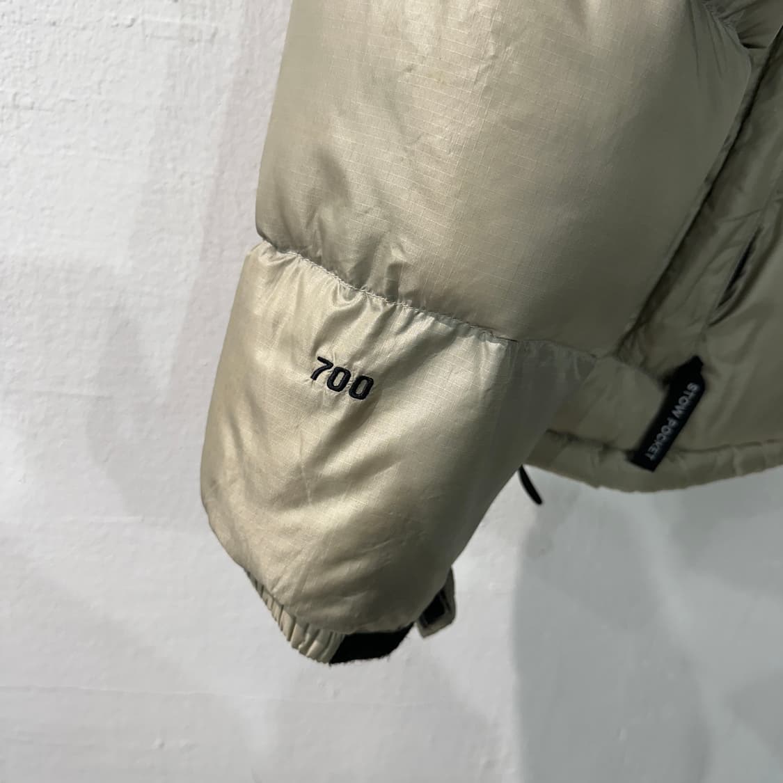 노스페이스700 눕시 패딩 XL 상품이미지3
