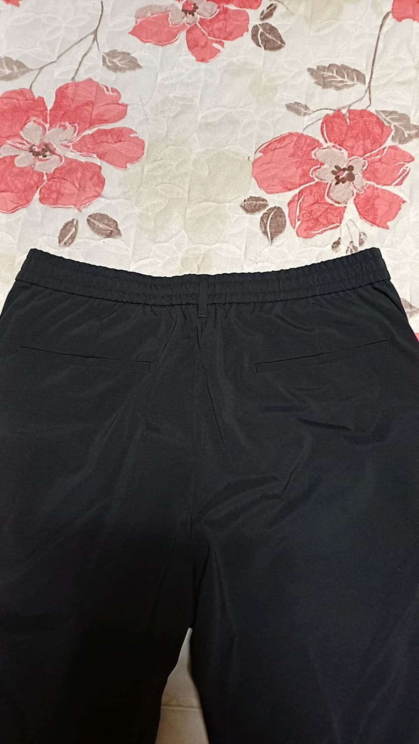 유니클로 얇은블랙팬츠 32인치 기장103 상품이미지6