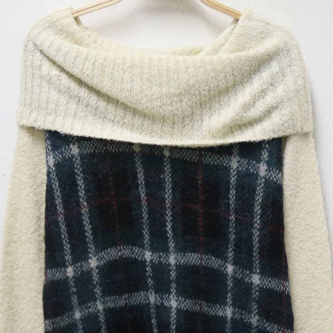 이스트보이 모헤어 혼방 오프숄더 니트 63560 상품이미지3