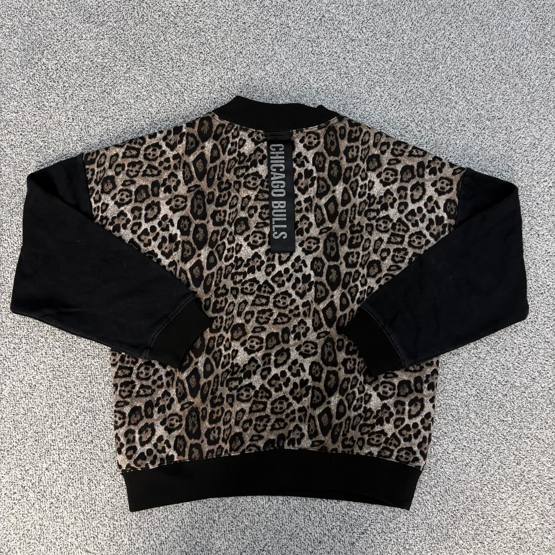 XS NBA 시카고불스 누빔 호피 맨투맨 0303J 상품이미지2