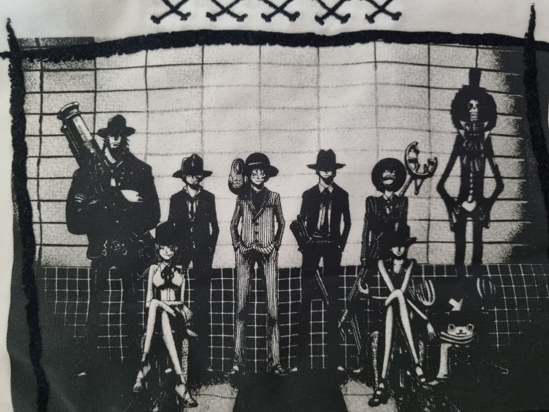 유니클로 원피스 자수 티셔츠 상품이미지1