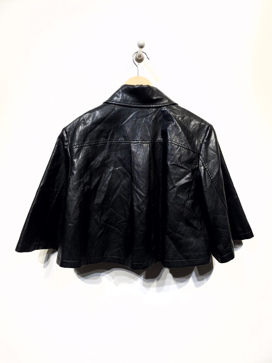 일레븐에이엠(11AM)레더 크랍 점퍼 상품이미지2