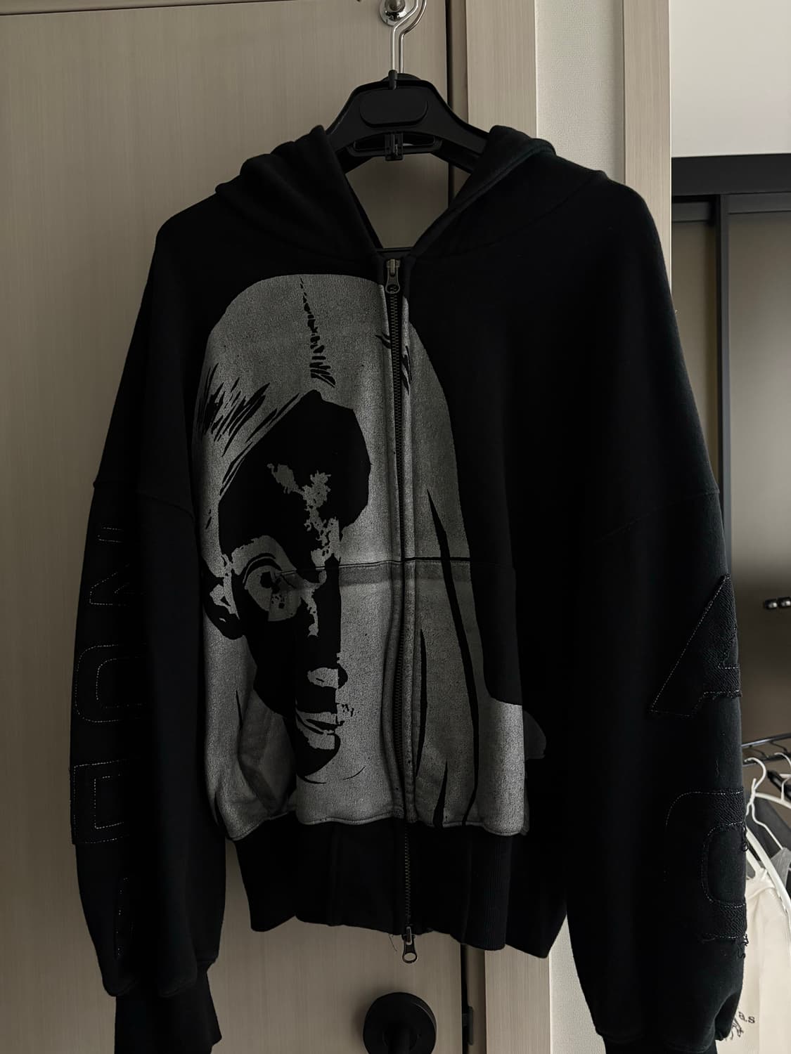 오도어 조디악 후드집업 상품이미지1