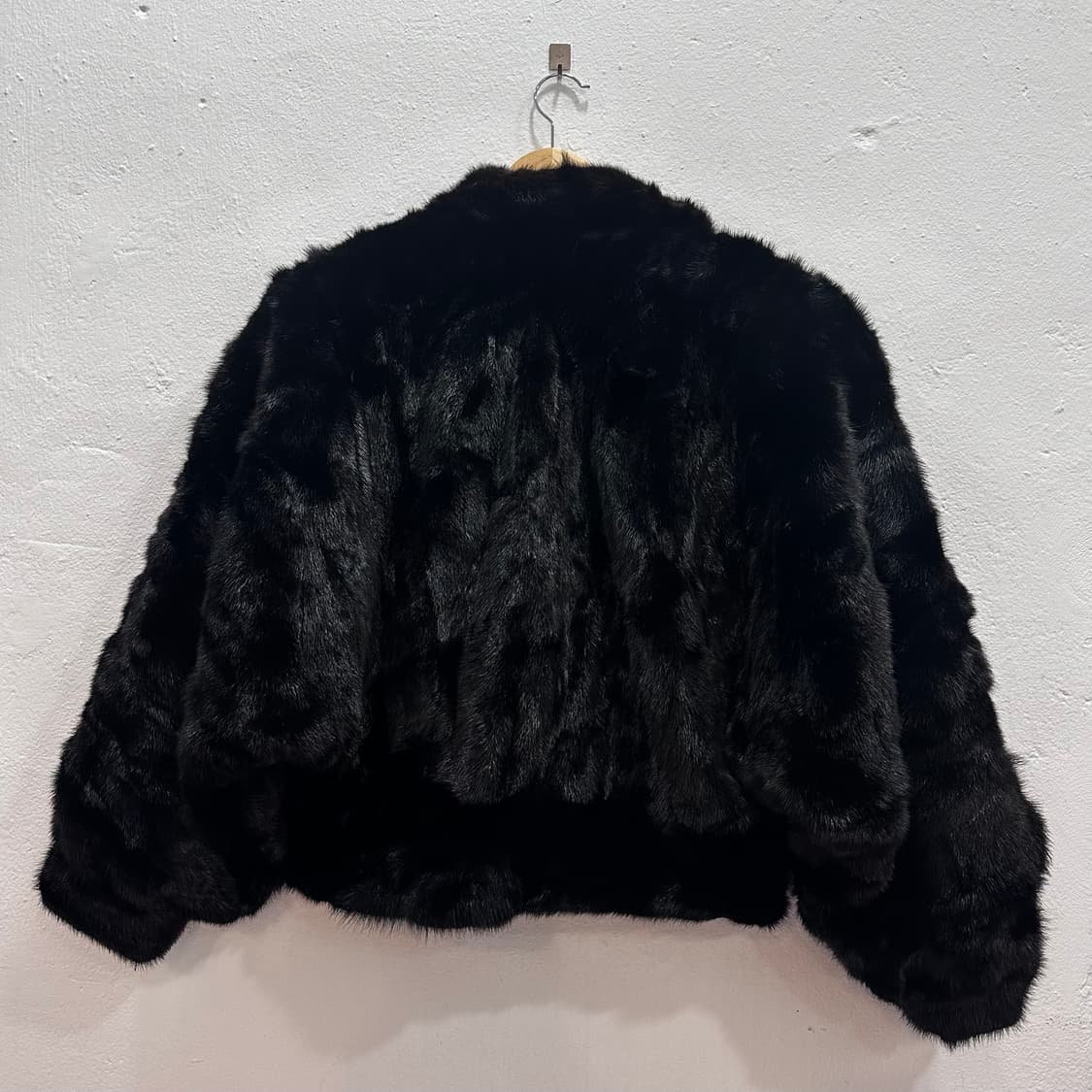 블랙 밍크 크롭 퍼자켓L 상품이미지7