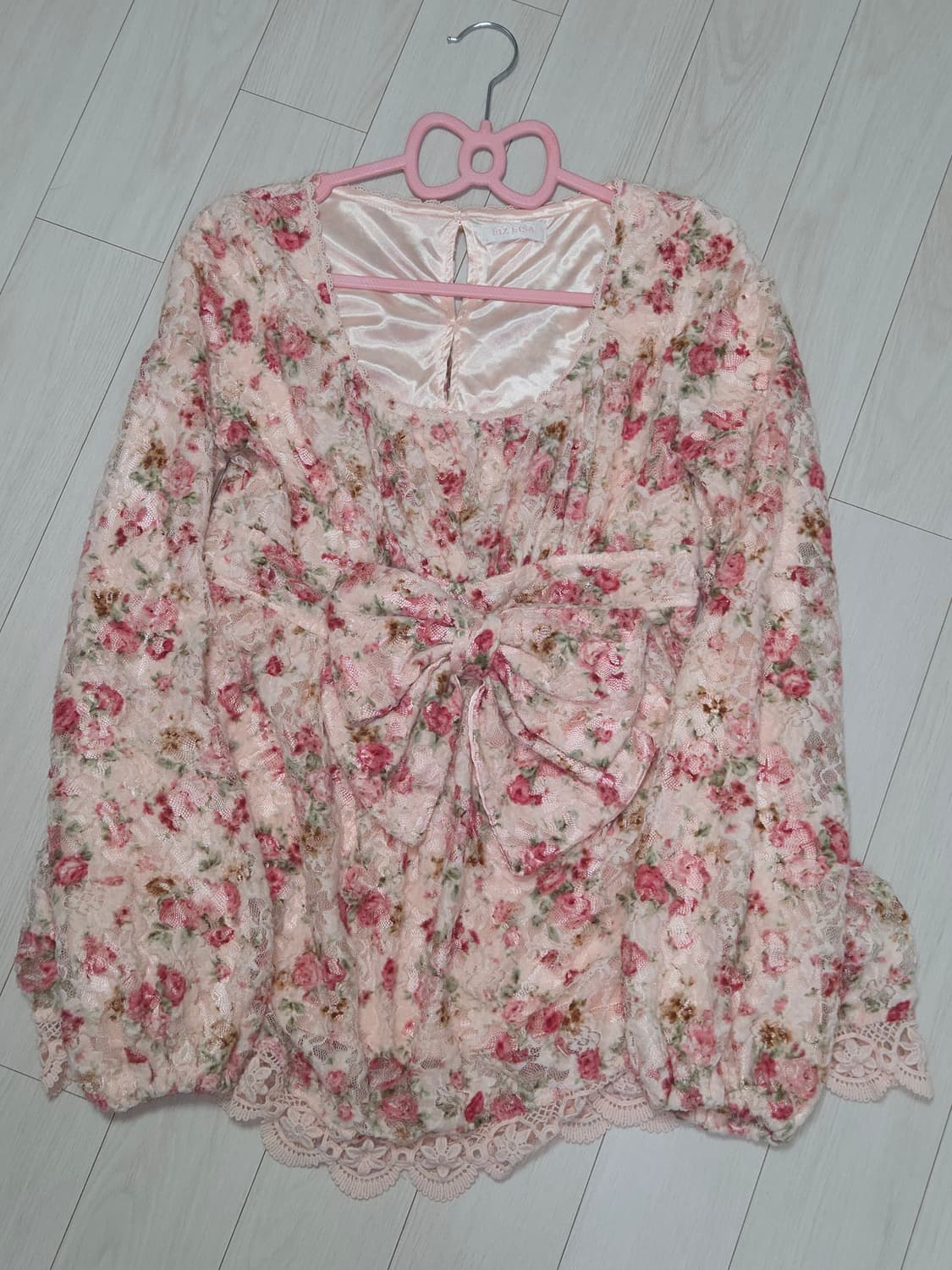 리즈리사 빅리본 핀터깔 플로럴 원피스 상품이미지1