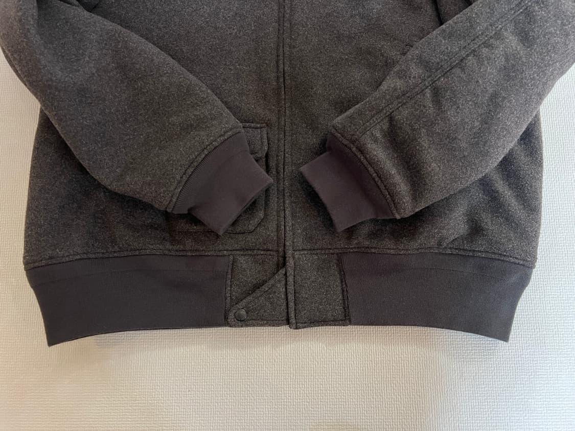 무료배송 - 유니클로 x 엔지니어드 가먼츠 MA-1 쇼트 블루종(그레이) 상품이미지4