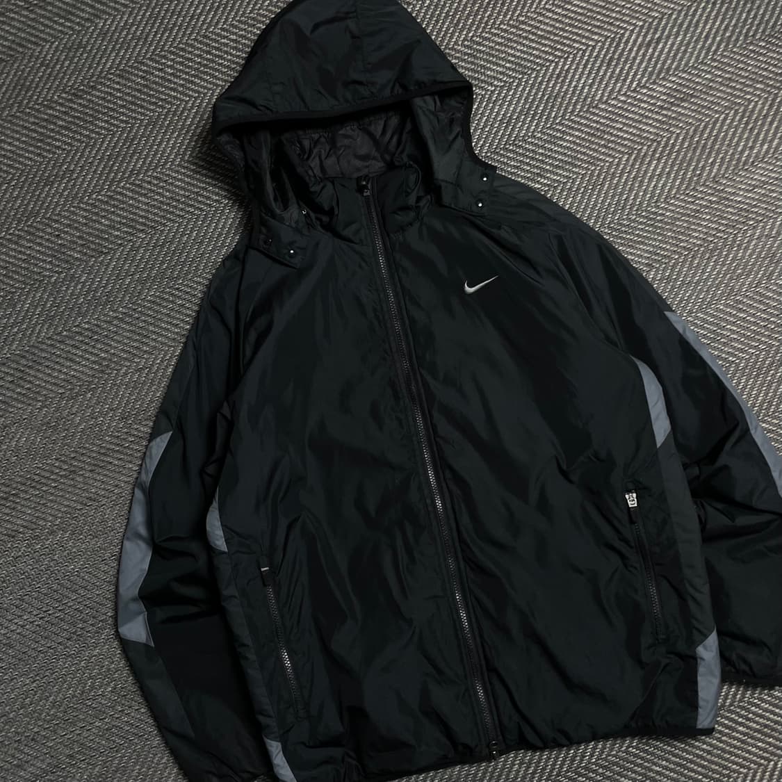 나이키 스우시 스톰핏 배색 디테일 후드 바람막이y 5125 상품이미지1