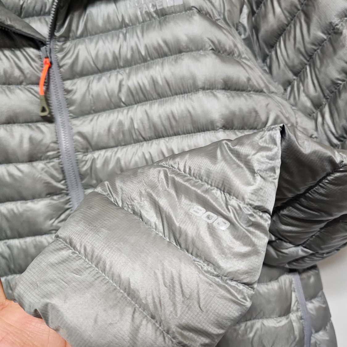 노스페이스 실버 그레이 800필 경량패딩 구스다운 L사이즈 상품이미지4