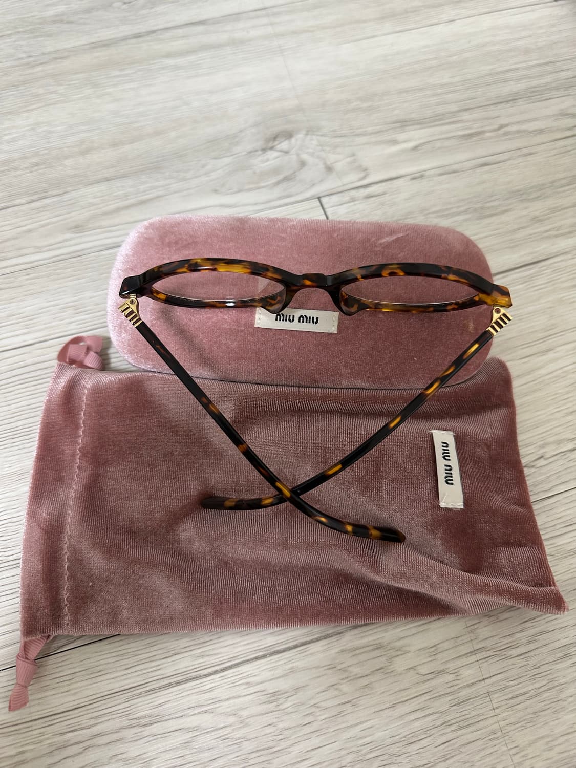 미우미우 안경 상품이미지3
