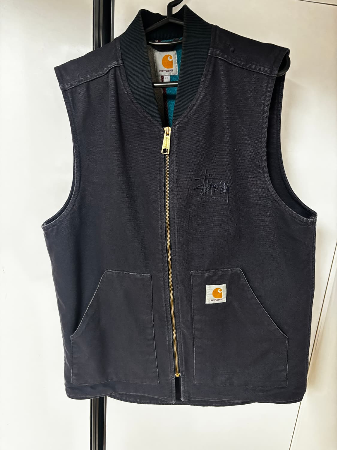 스투시 칼하트 베스트 M사이즈 상품이미지1