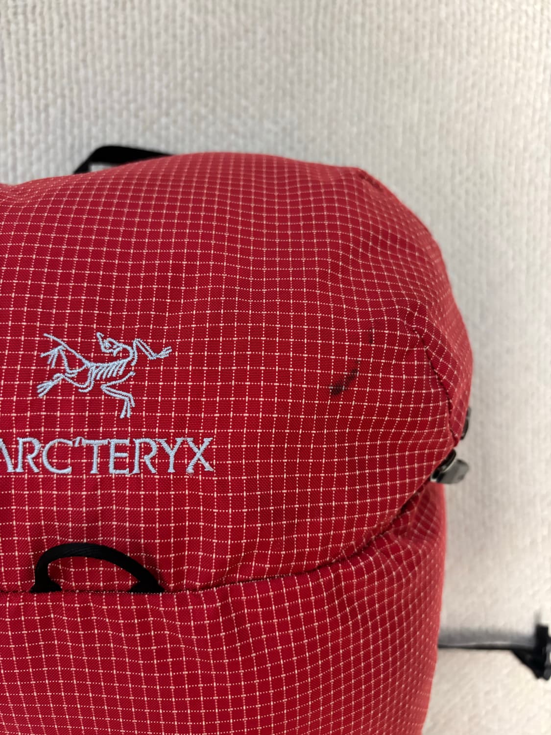 아크테릭스 컨실 15 레드 상품이미지2