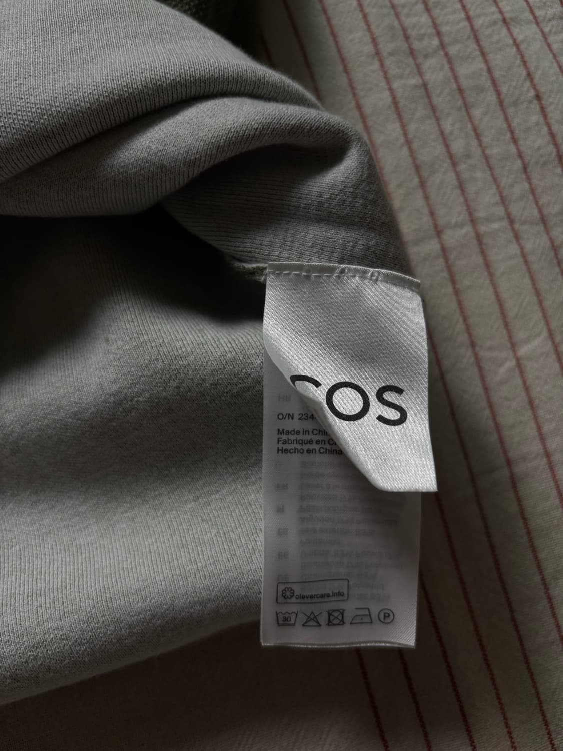 COS 코스 라운드넥 반팔 니트 상품이미지3