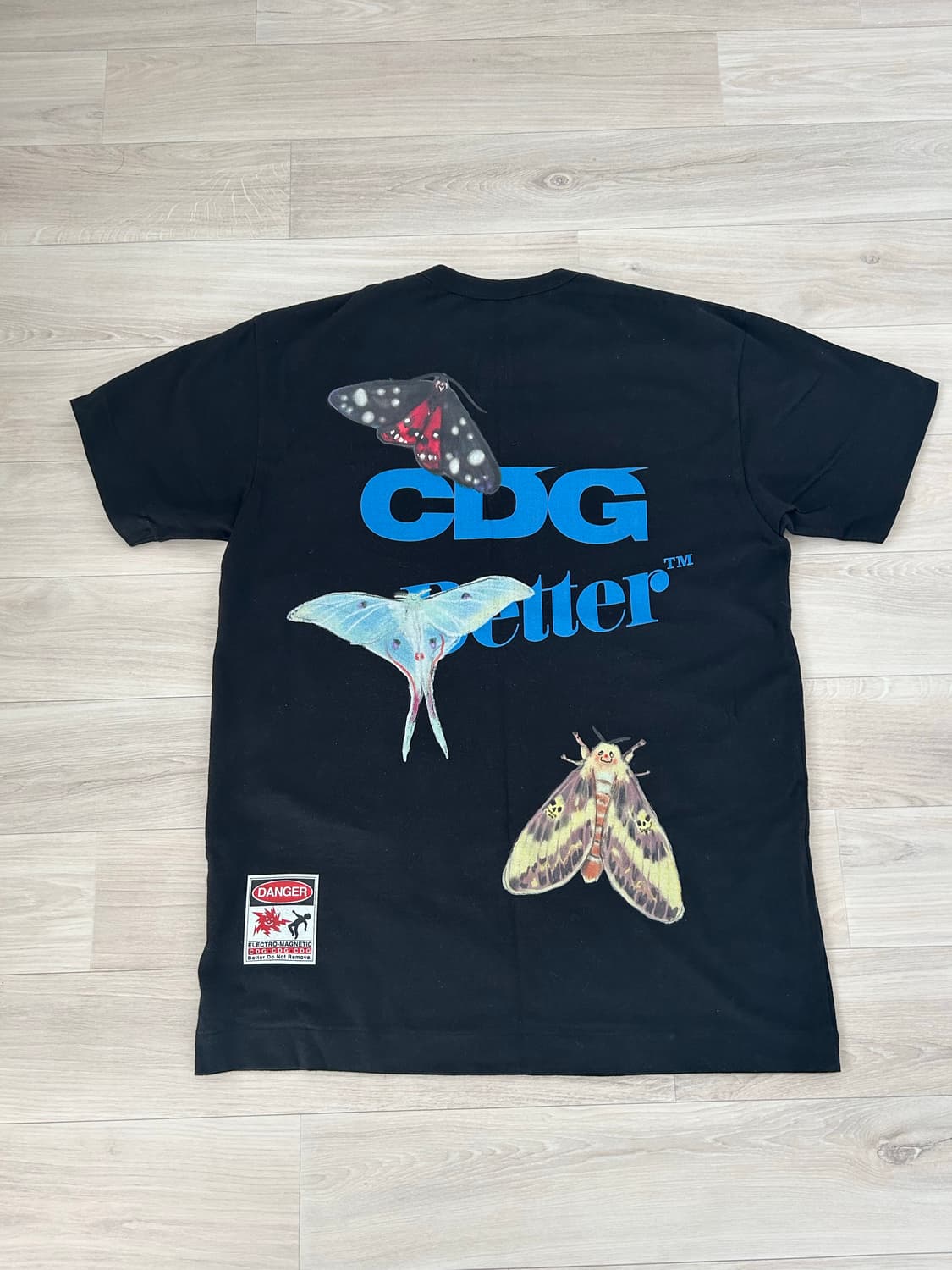 Cdg x better 베터기프트샵 콜라보 버터플라이 티셔츠 상품이미지5