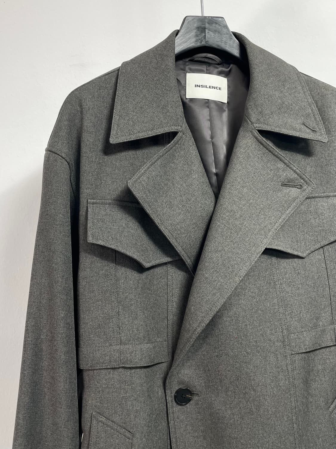 인사일런스 사사키 더블 포켓 롱 트렌치코트 (on.82) 상품이미지4