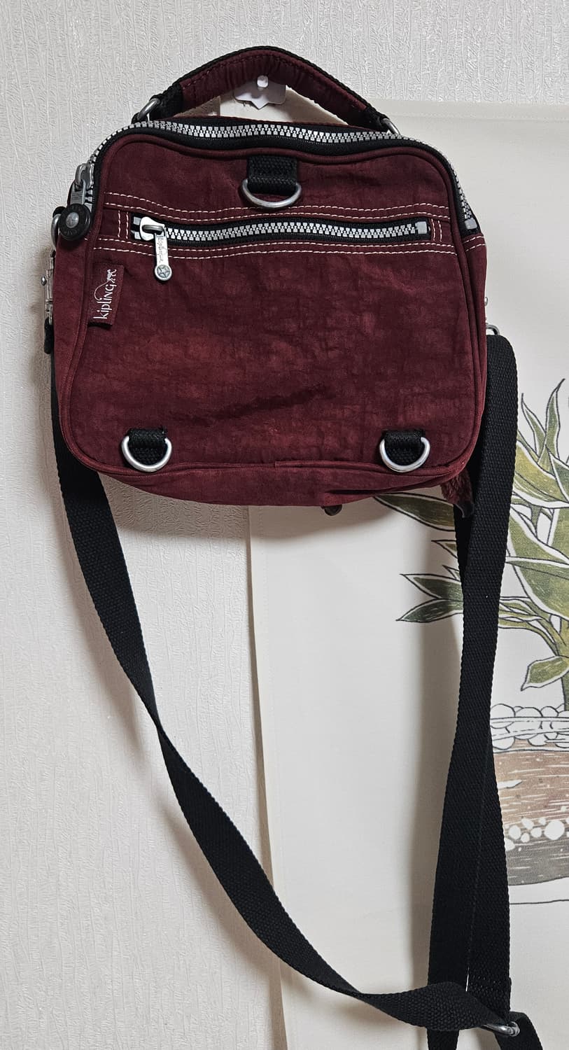 키플링 가방 크로스백/버건디 와인컬러 상품이미지5