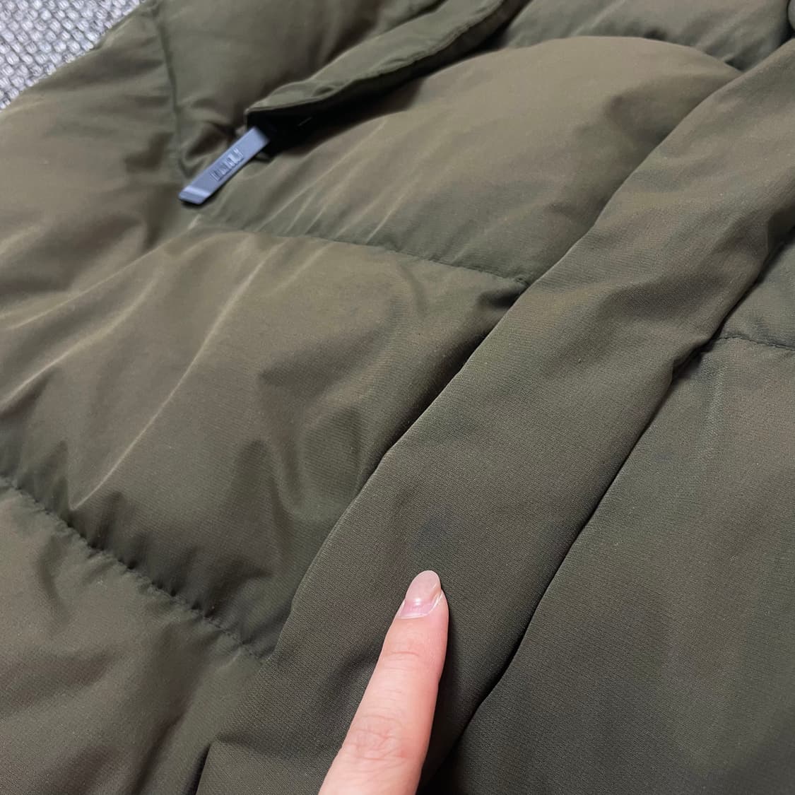 푸마 카키 롱패딩 L 상품이미지4