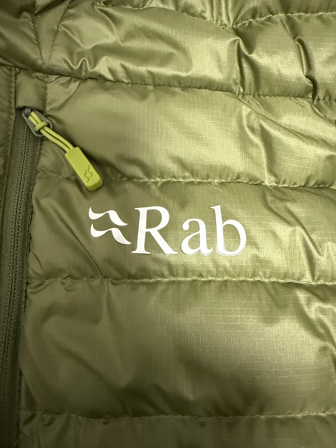 [L] 랩 Rab 마이크로라이트 알파인 자켓 Chlorite Green 상품이미지3