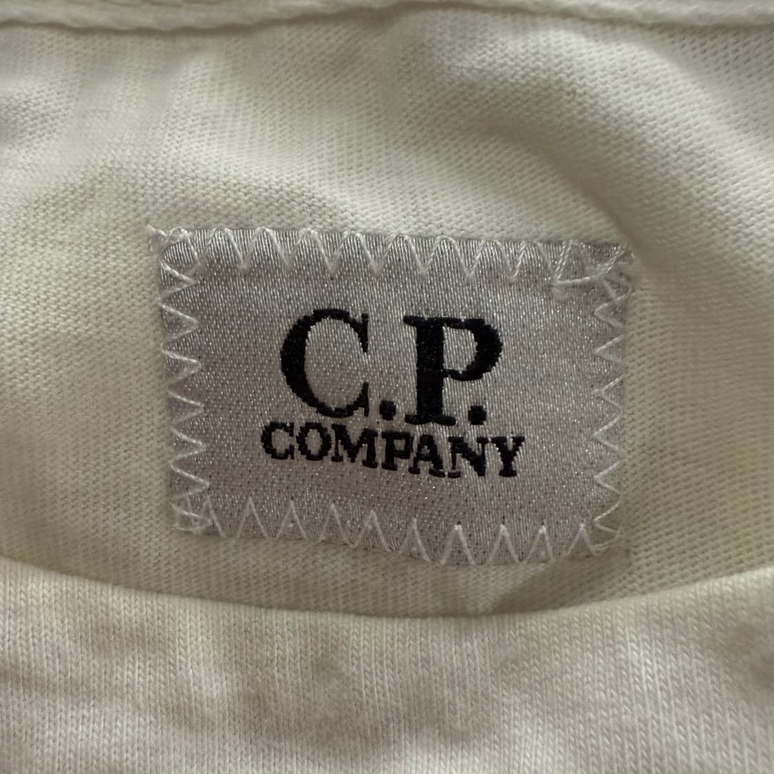 [정품/M] C.P.컴퍼니 화이트 긴팔 티셔츠 b12 상품이미지5