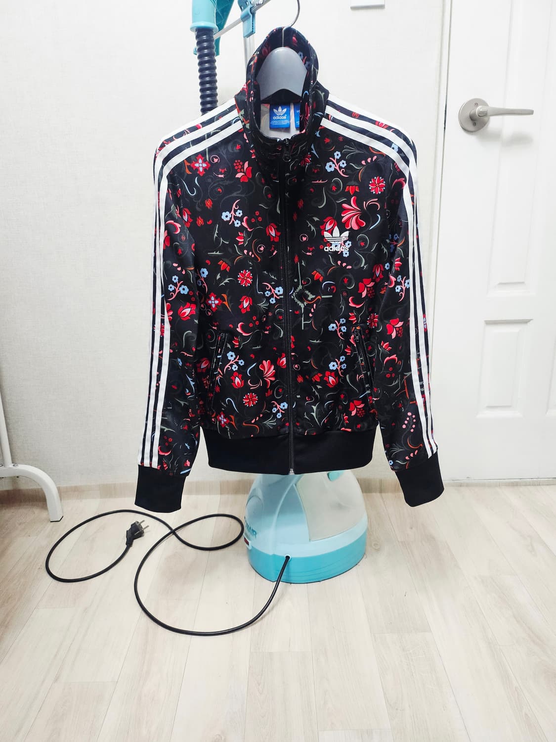 (90~95)M☆초대장급☆아디다스 파이어버드 플라워[검흰]백로고트랙탑져지 상품이미지1