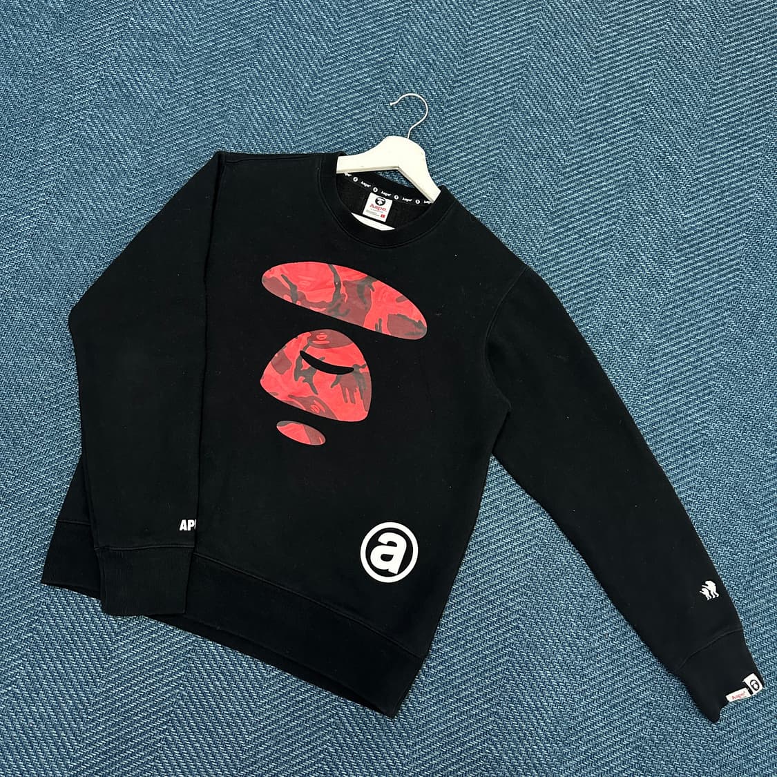 [L] 에이프 맨투맨 상품이미지1