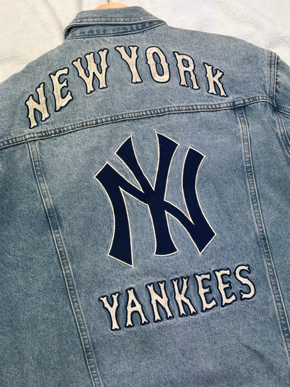 (100)MLB 뉴욕양키스 자수로고 데님 자켓 상품이미지2
