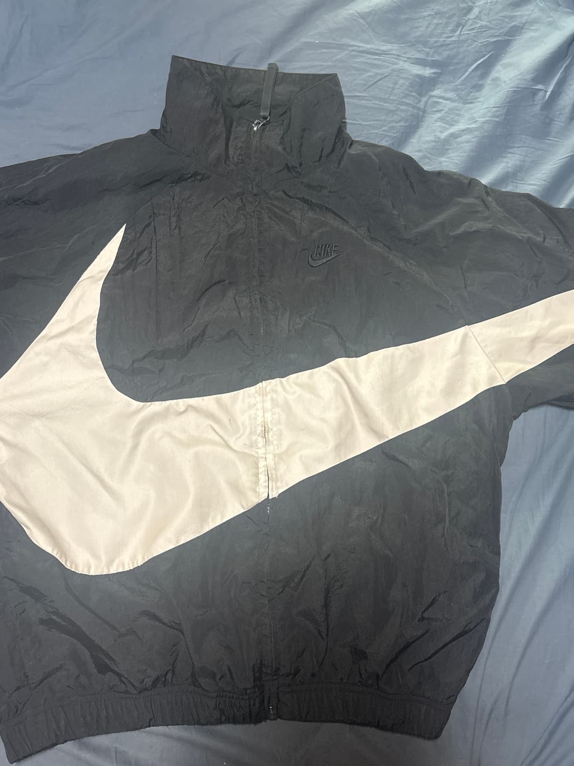 코코넛 밀크 나이키 스우시 바람막이 상품이미지1