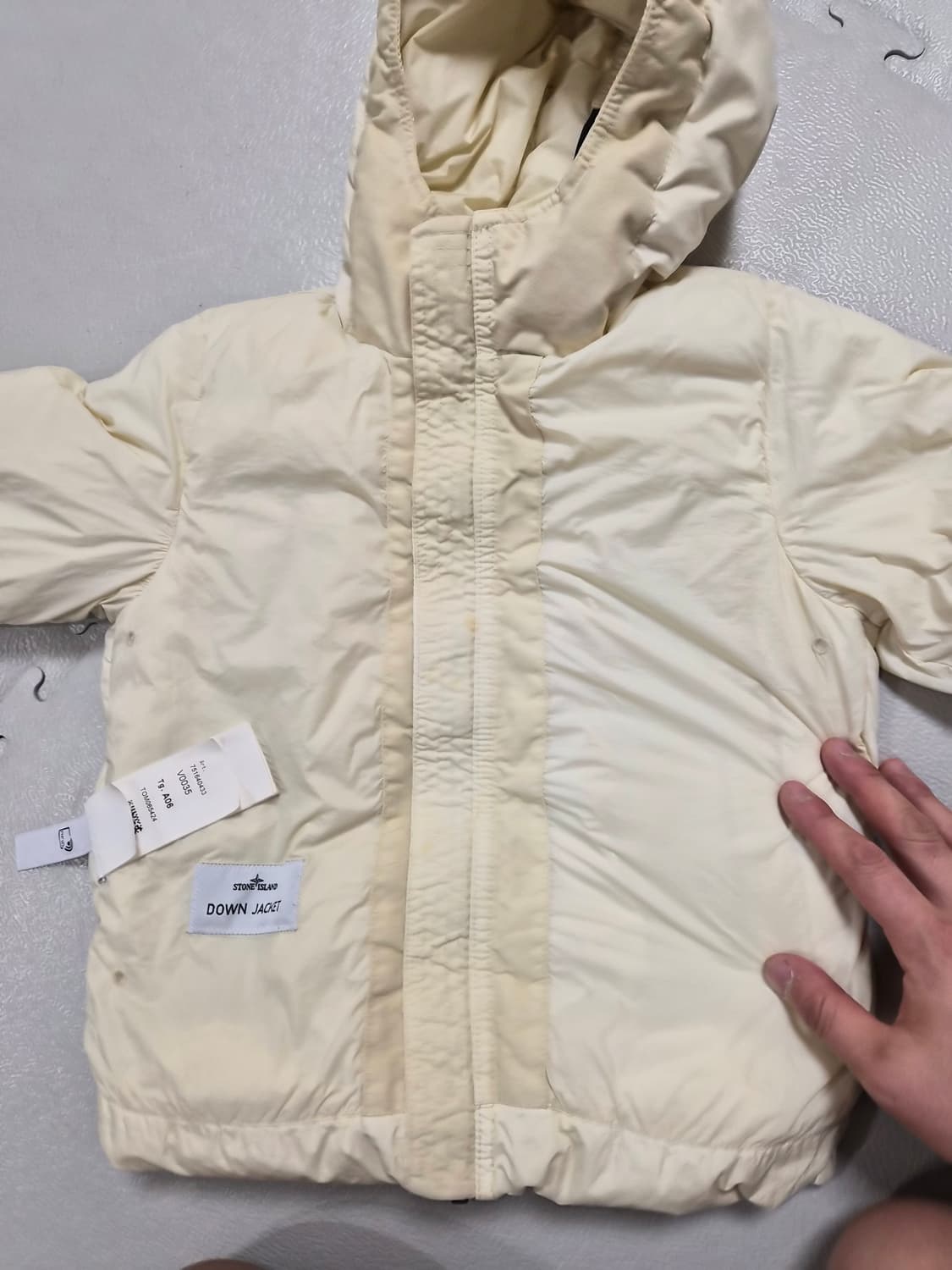 스톤아일랜드 6세 아이보리 패딩 상품이미지1