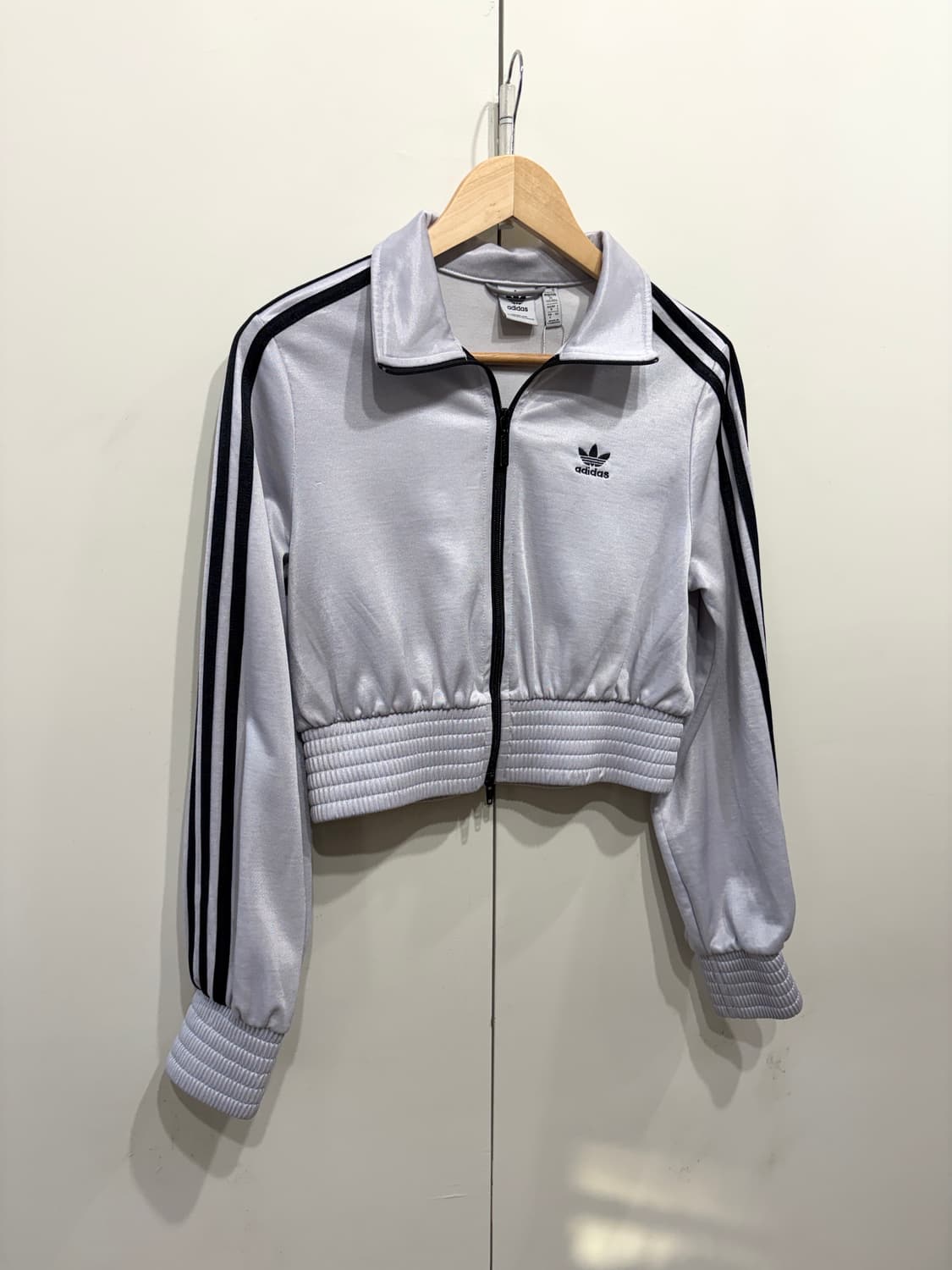 아디다스 하이샤인 실버 크롭 트랙 자켓 상품이미지3