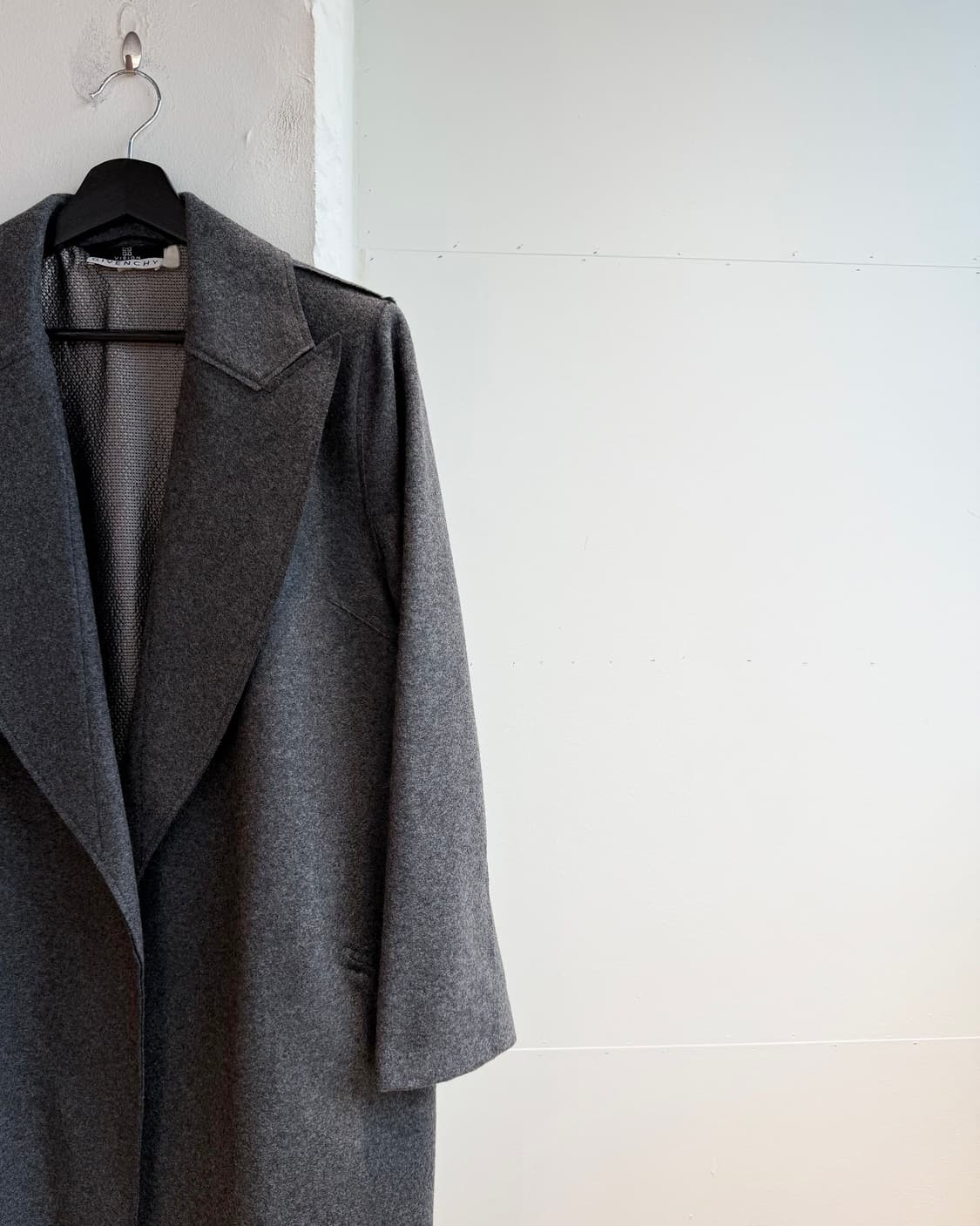 지방시 그레이 울 싱글 롱코트  상품이미지5