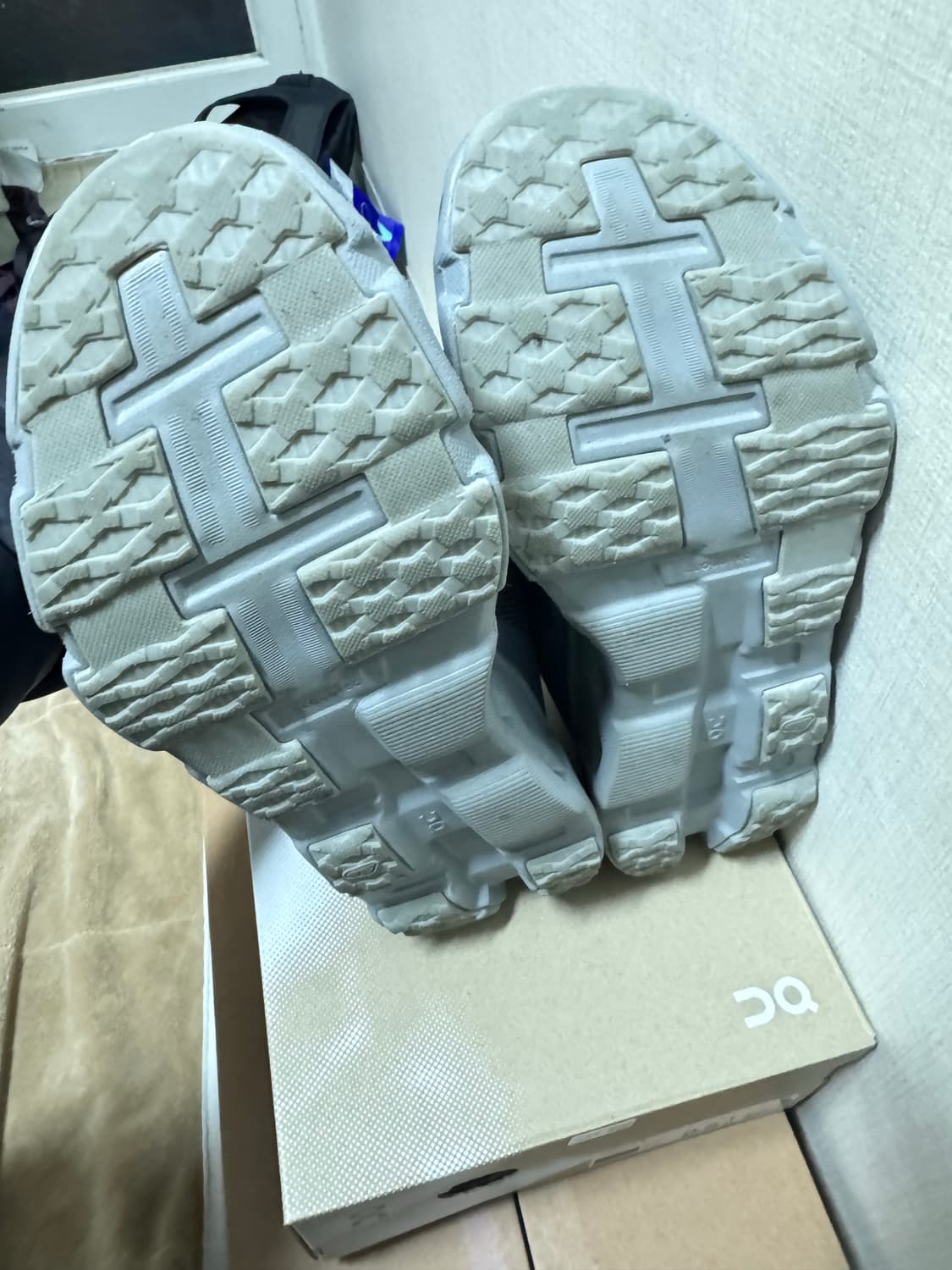 파프 온러닝 클라우드 하이퍼 팬텀 아폴로 275 상품이미지3