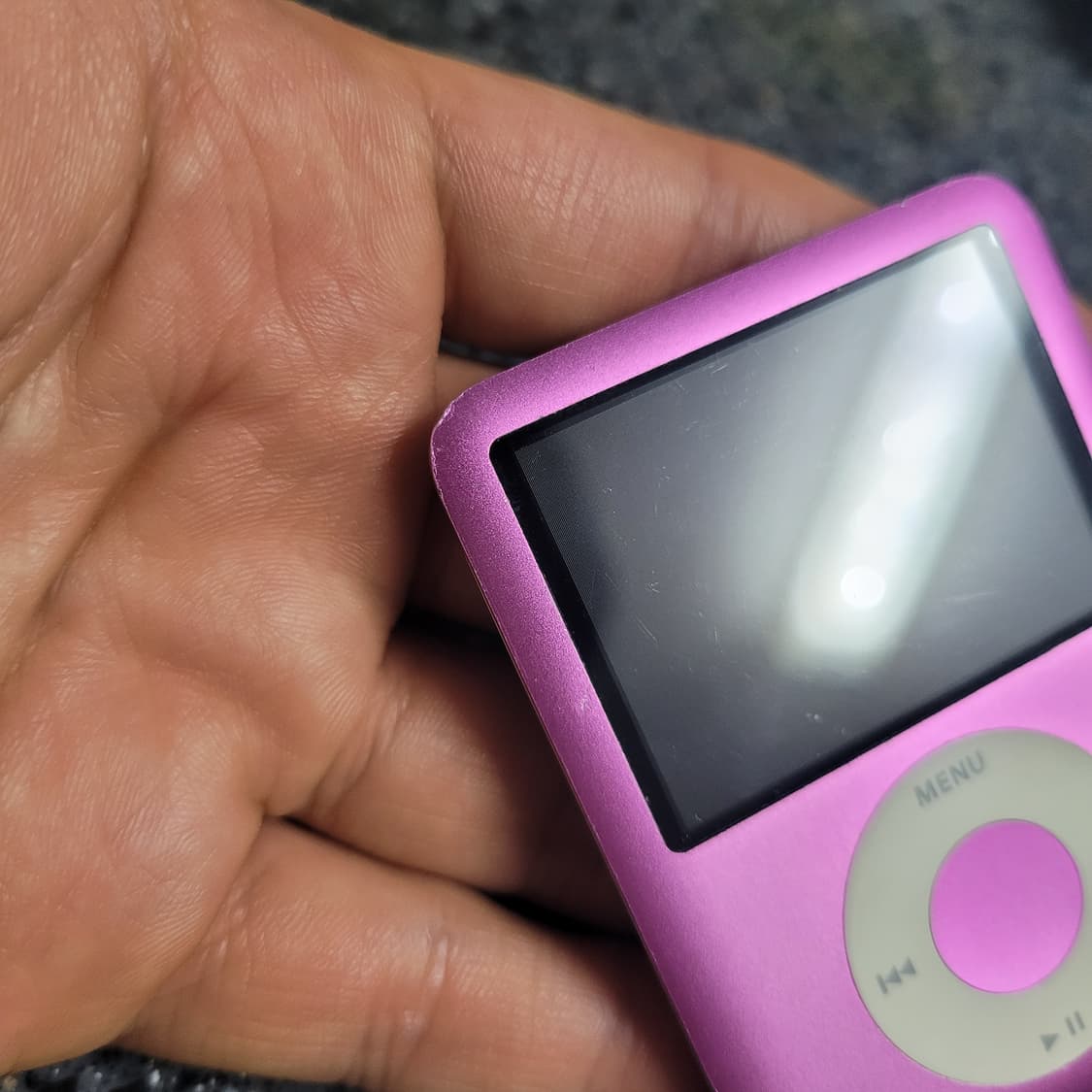 애플 아이팟 나노 3세대 8기가 핑크색 부품용 상품이미지5
