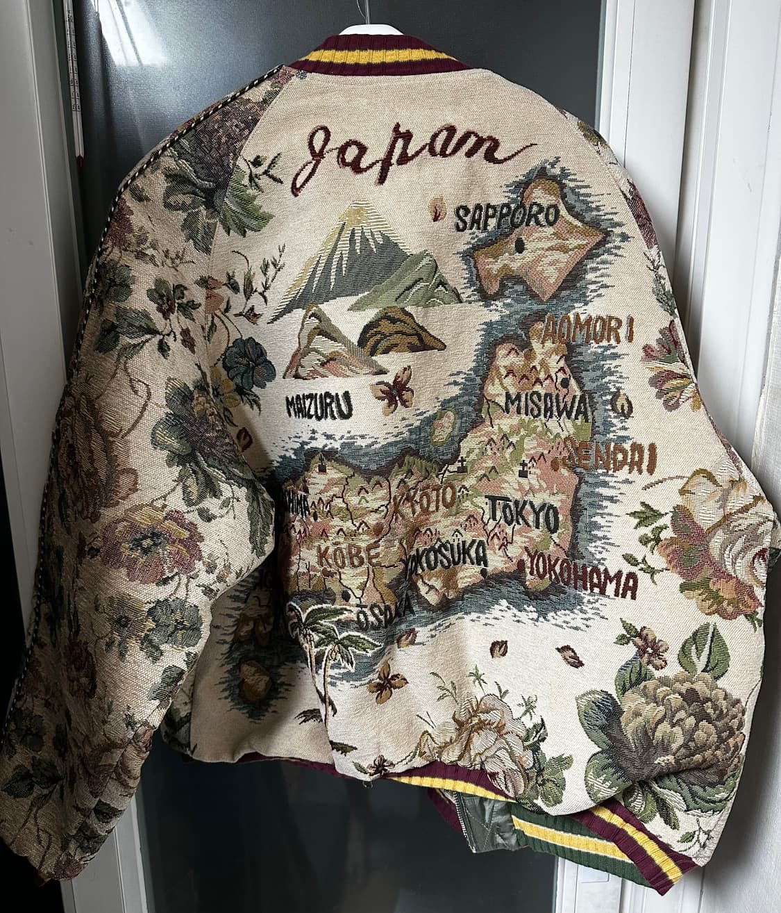 캐피탈 고블린 수베니어 자켓 상품이미지2