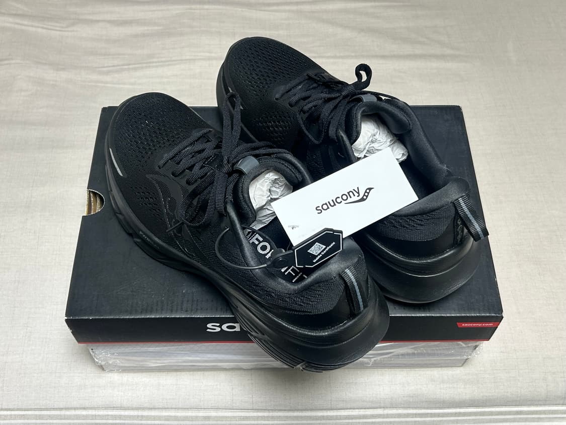 [새상품] 써코니 가이드 18 와이드 트리플 블랙 270 상품이미지1